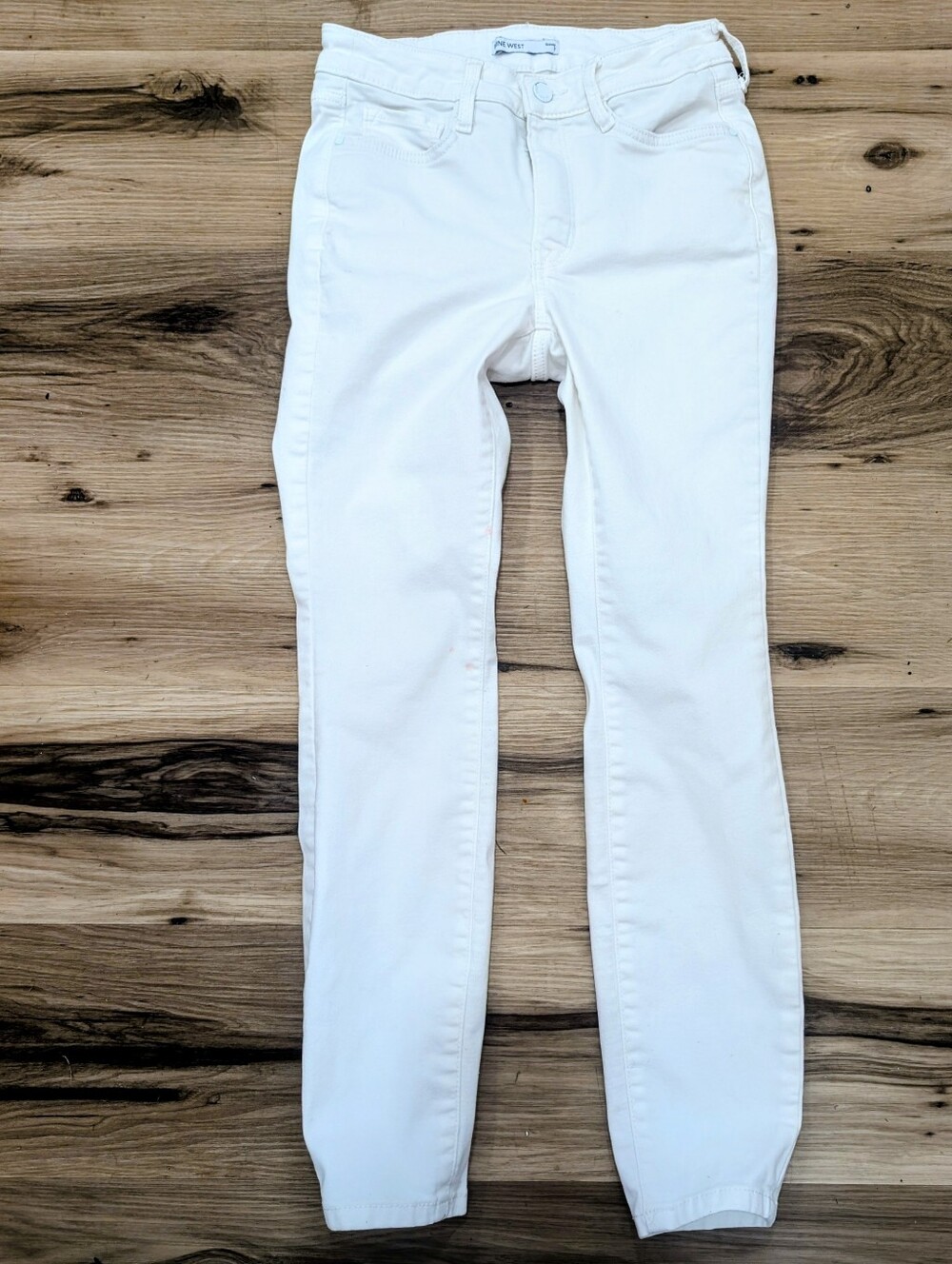 Nine West Women's White Skinny Jeans Sz 2 EUC !!